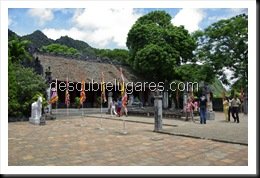 Tam Coc-Vietnam-08