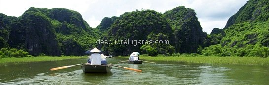Tam Coc-Vietnam-33